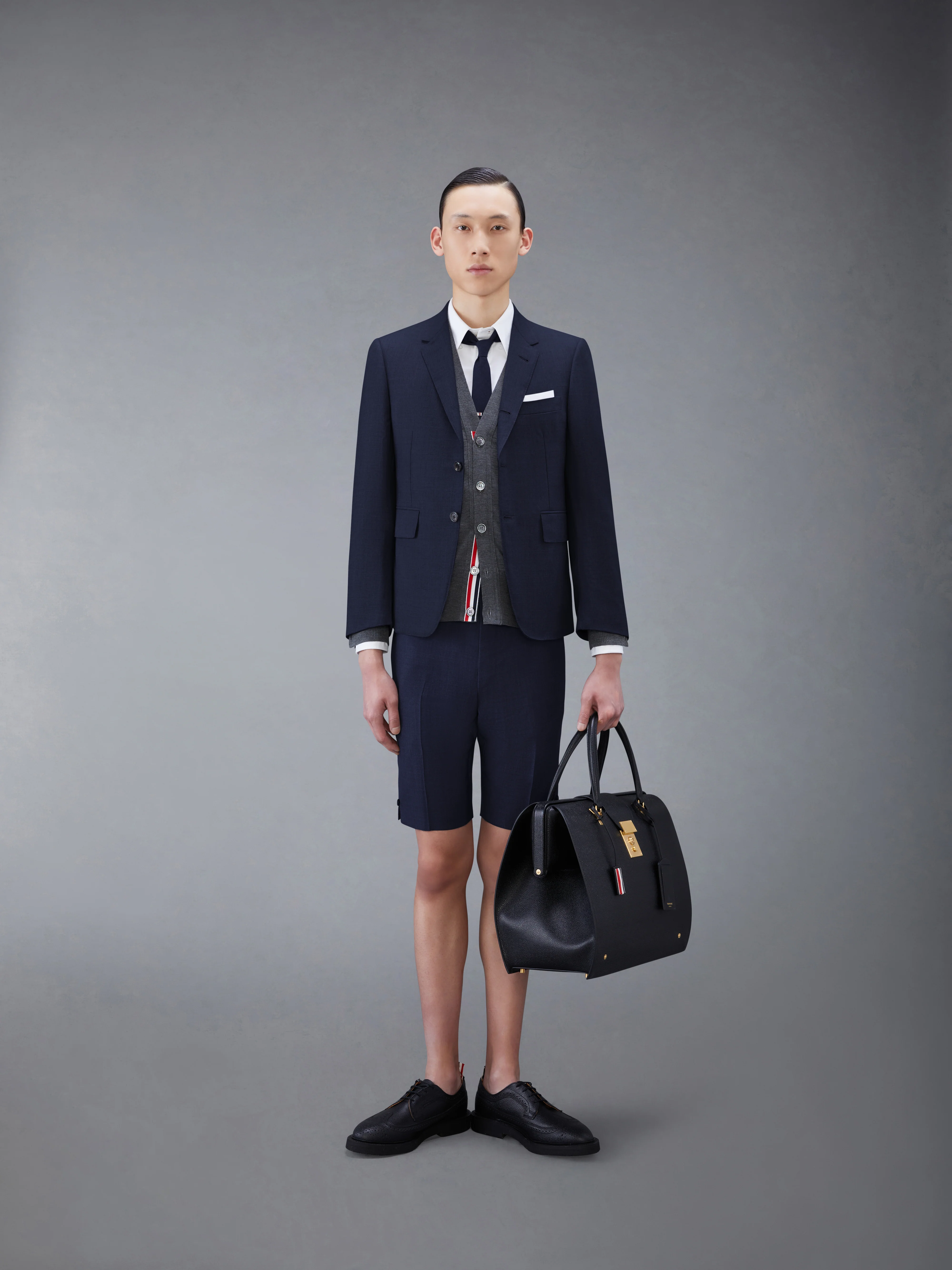 CLASSIC TWILL BACKSTRAP SHORTS - Image 3