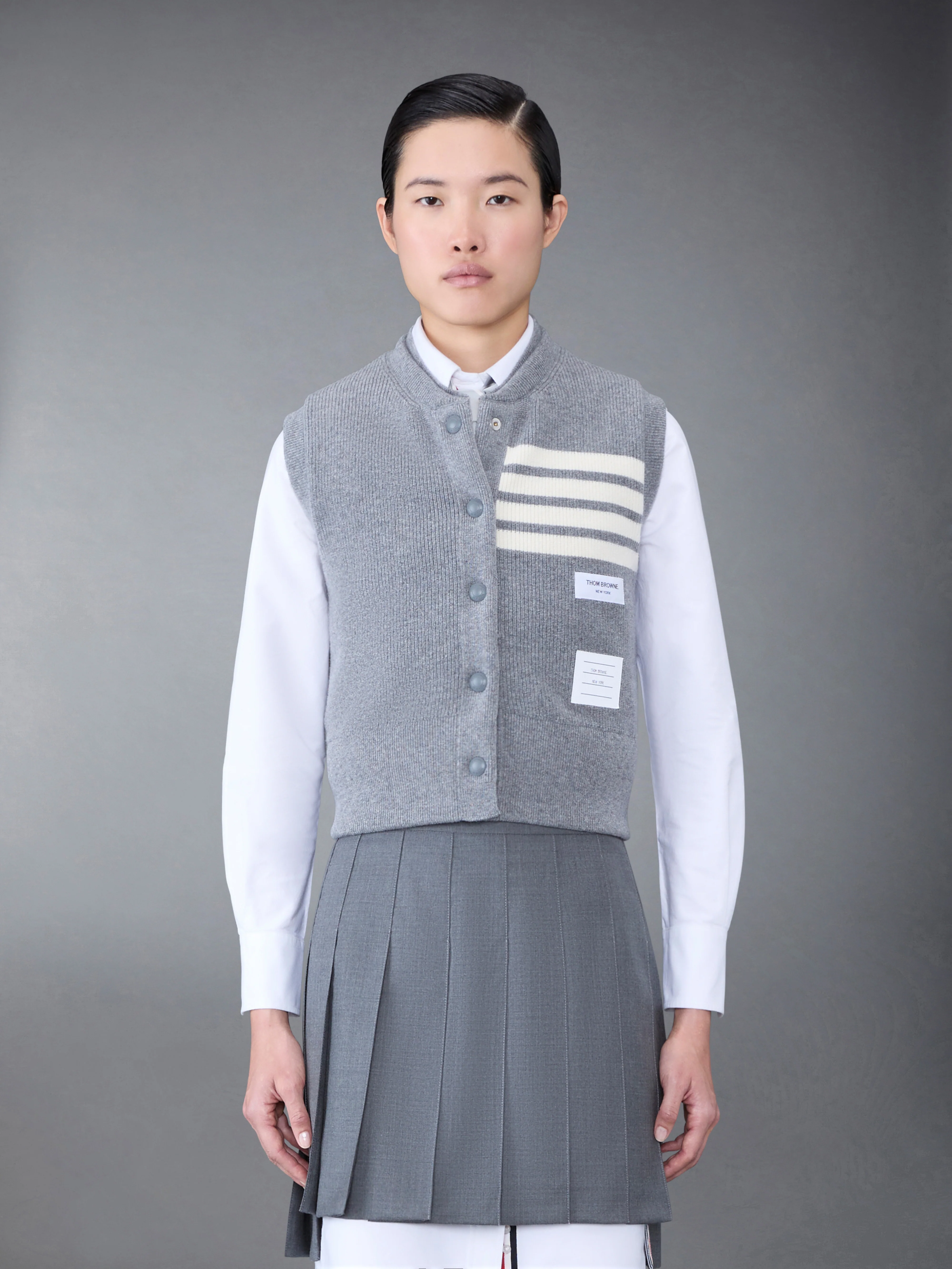 FINE MERINO AND JERSEY REVERSIBLE DOWN 4-BAR VEST - Image 4