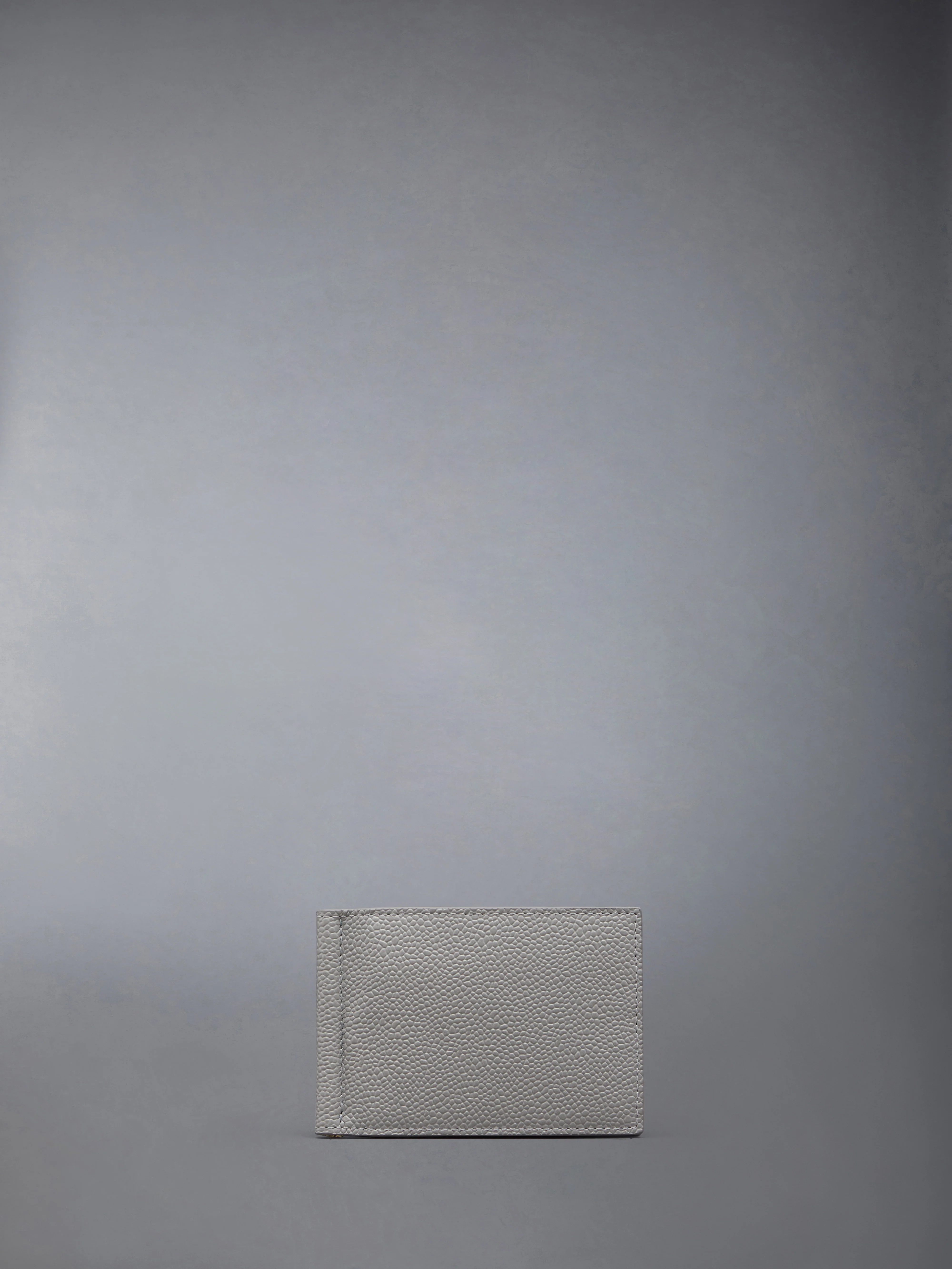 PEBBLE GRAIN MONEY CLIP WALLET