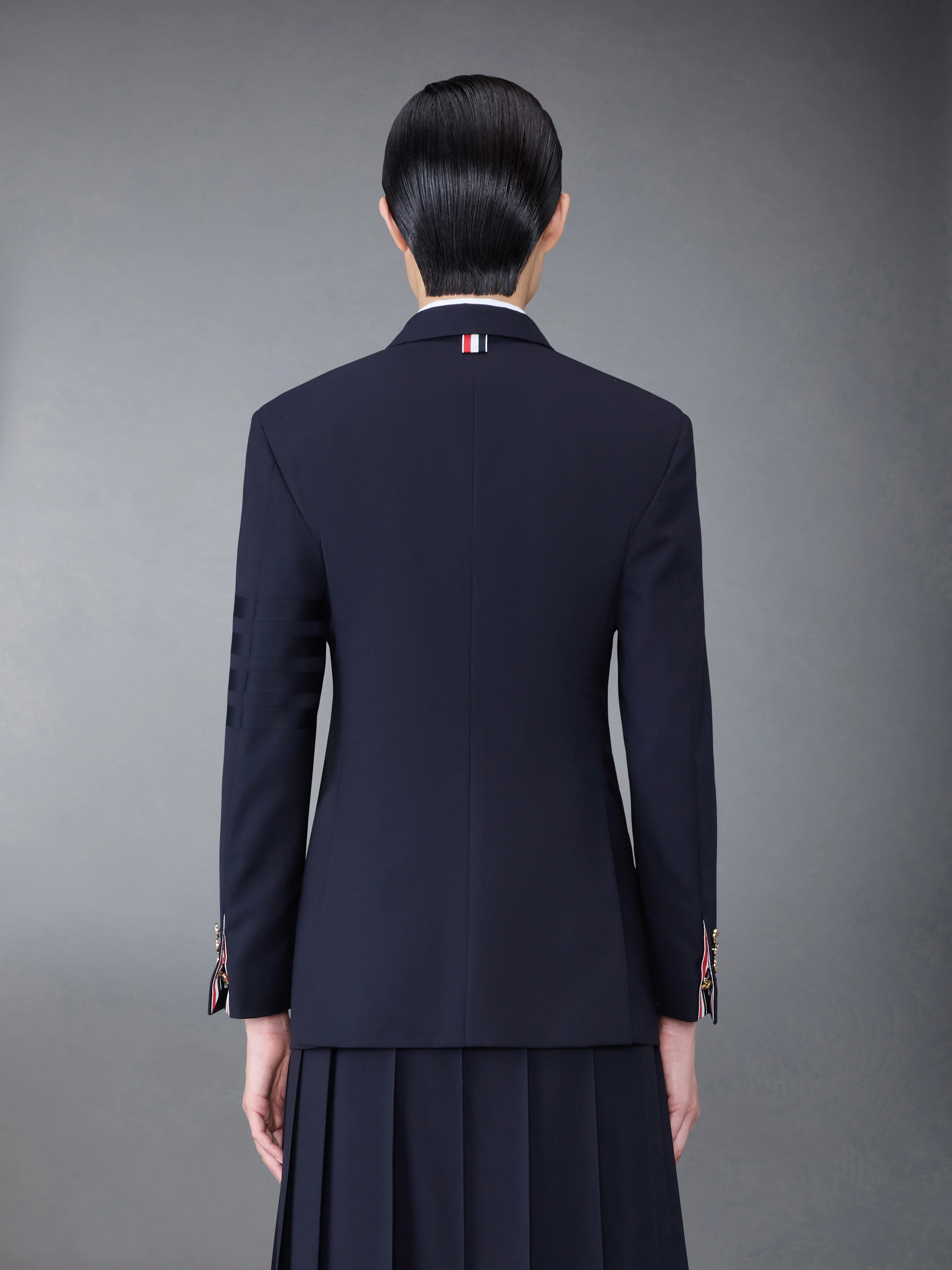 PLAIN WEAVE 4-BAR ELONGATED SINGLE BUTTON SPORT COAT - Image 2